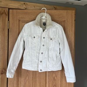 Women’s gap off white corduroy jacket